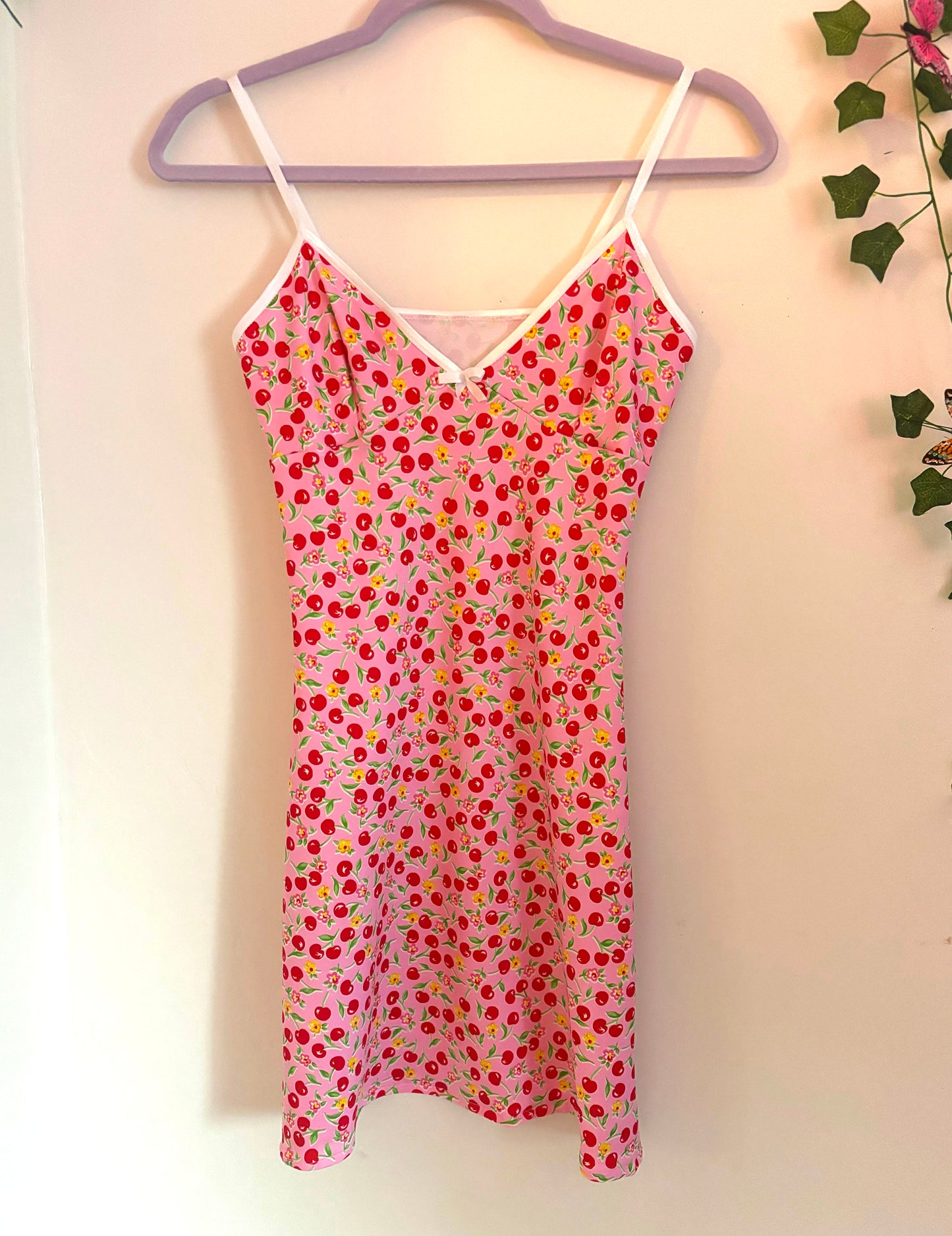CHLOE MINI DRESS - CHERRY